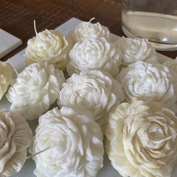 Vela Peonia exquisito diseño para ambientar espacios pequeños o armar souvenirs!