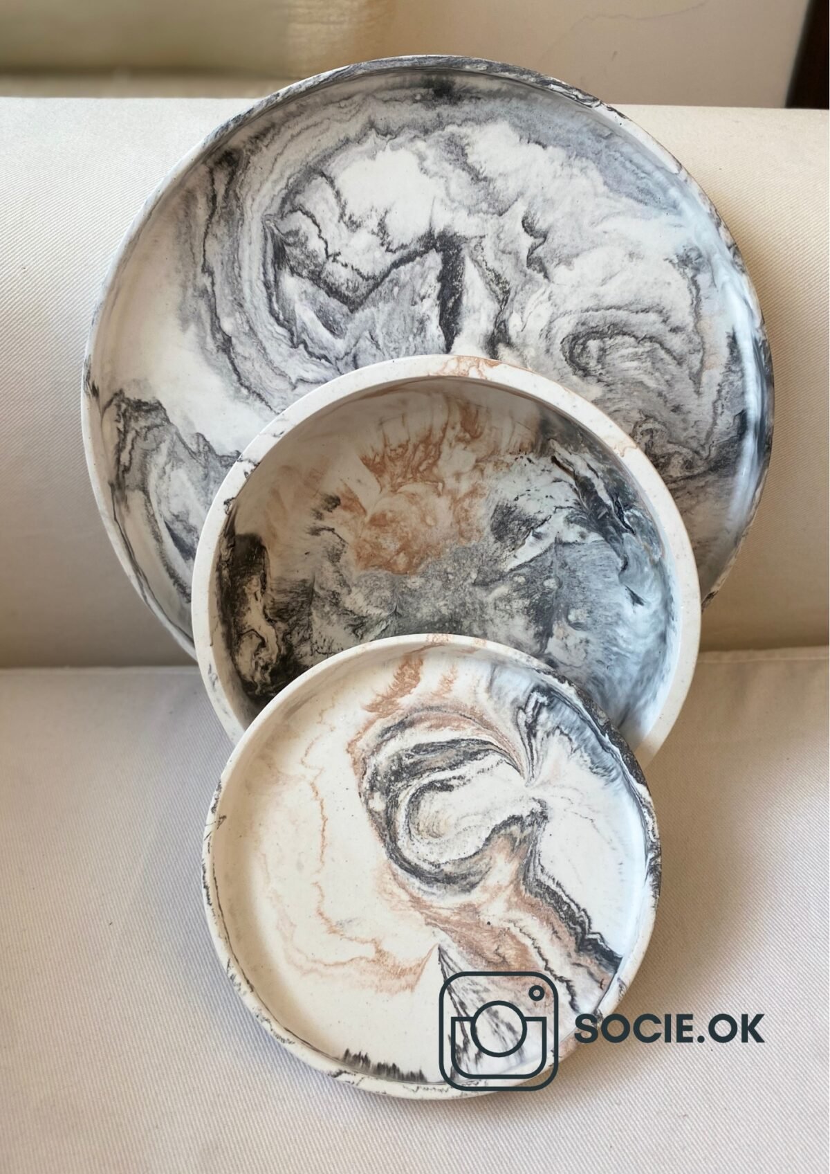 Plato XXL de resina simil Mármol - Imagen 2